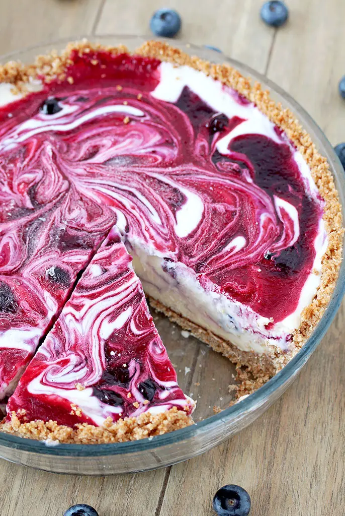 Very Berry Frozen Cream Pie – X HELLME